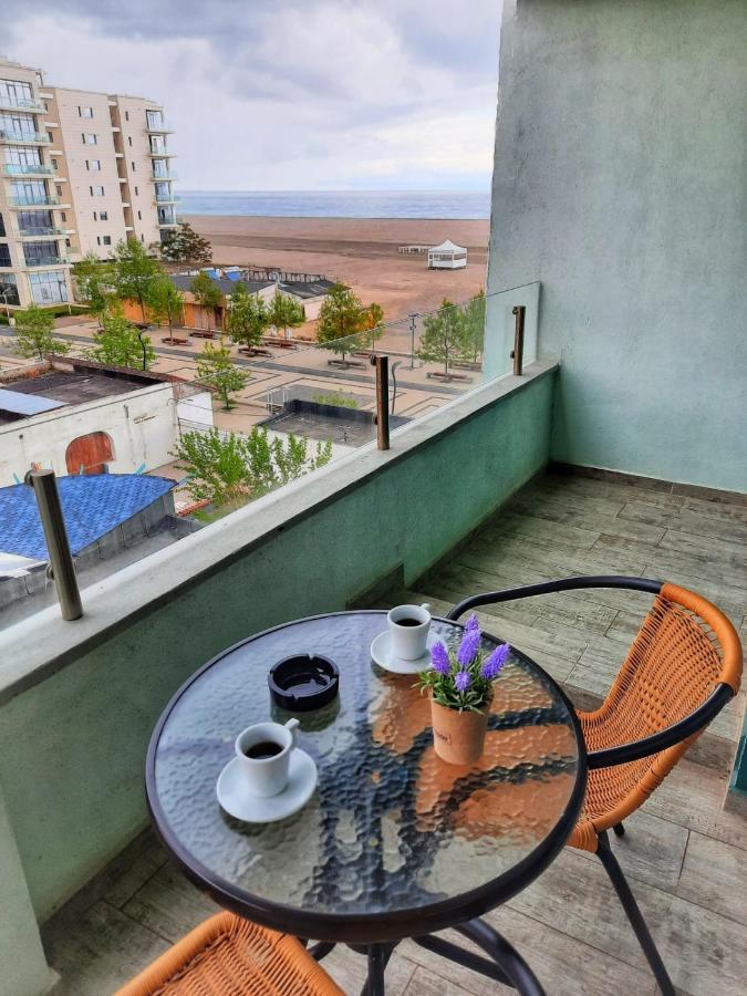 Hotel Riviera Mamaia Ngoại thất bức ảnh