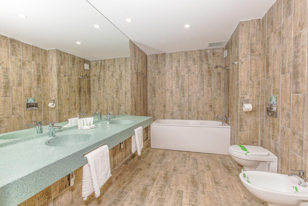 Hotel Riviera Mamaia Phòng bức ảnh
