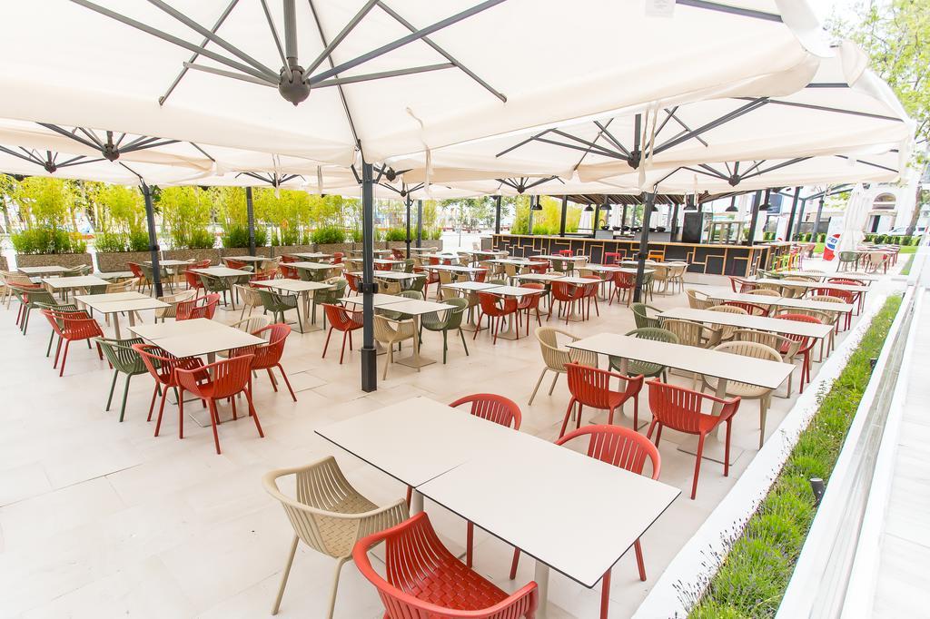 Hotel Riviera Mamaia Ngoại thất bức ảnh